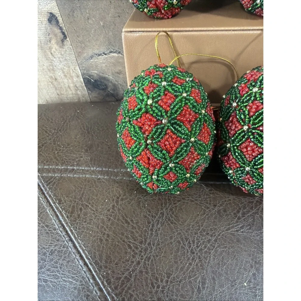 Lot 4 Vtg Hand Beaded Seed Bead Egg Christmas Tree Ornaments Red Green Geometric